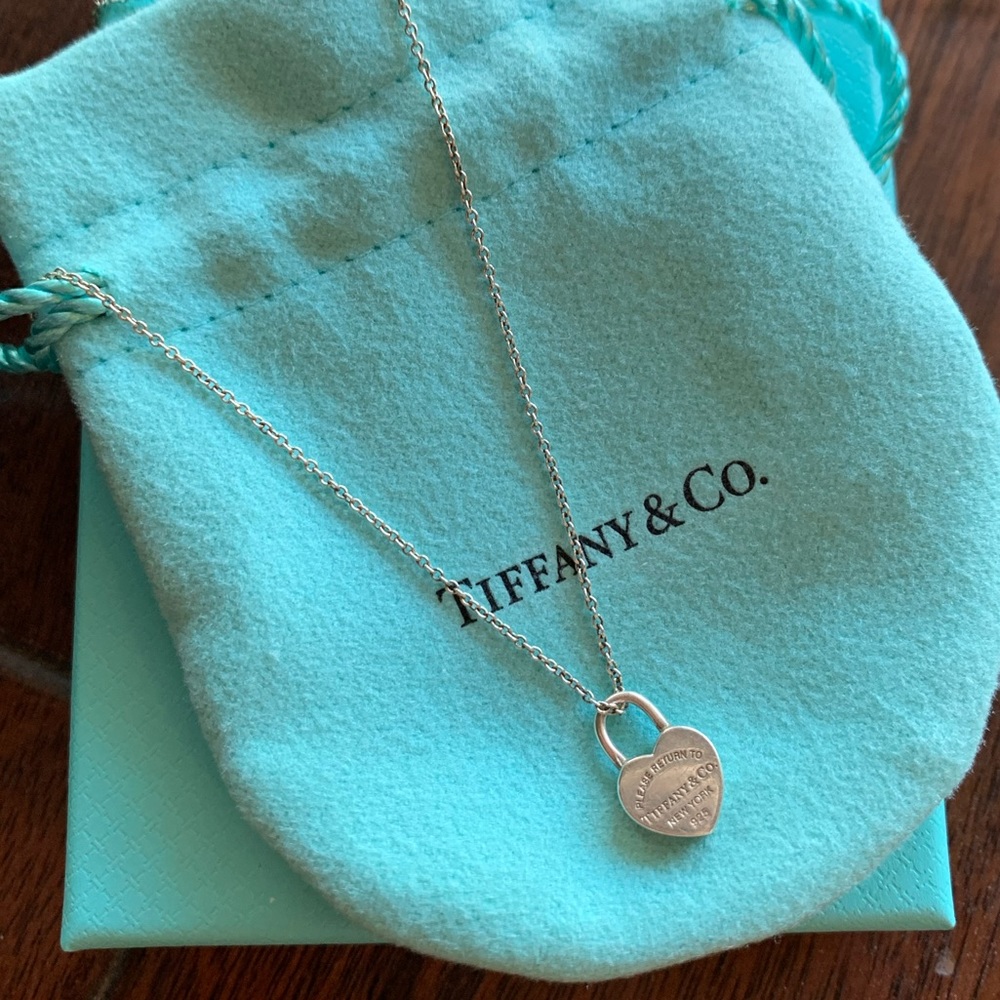 Tiffany & Co return to Tiffany necklace